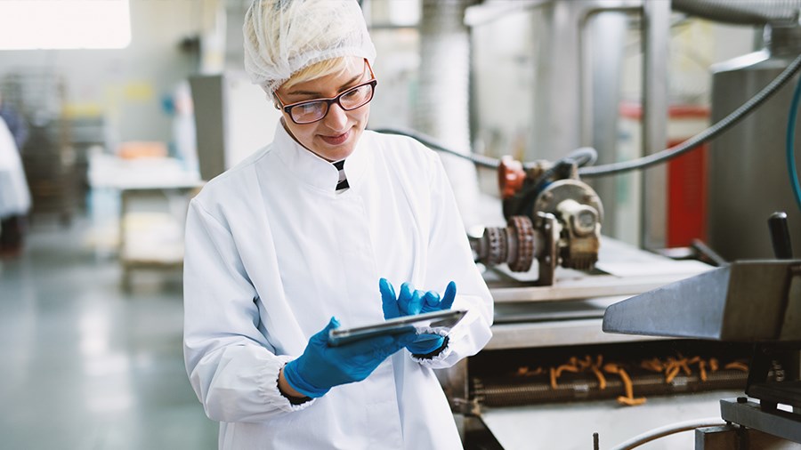Simplifying cloud migration and modernization in Manufacturing with ...